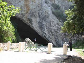 Grotte San Giovanni